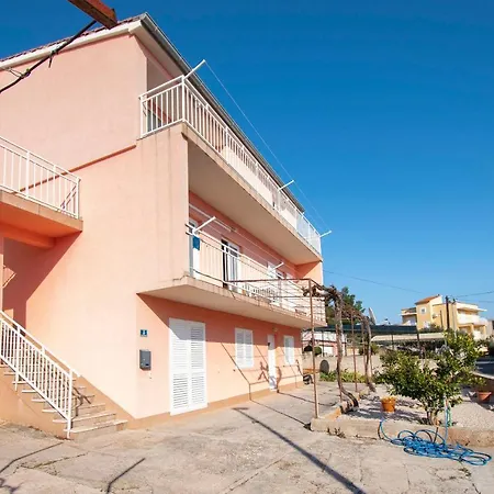 Apartment Brko Primosten